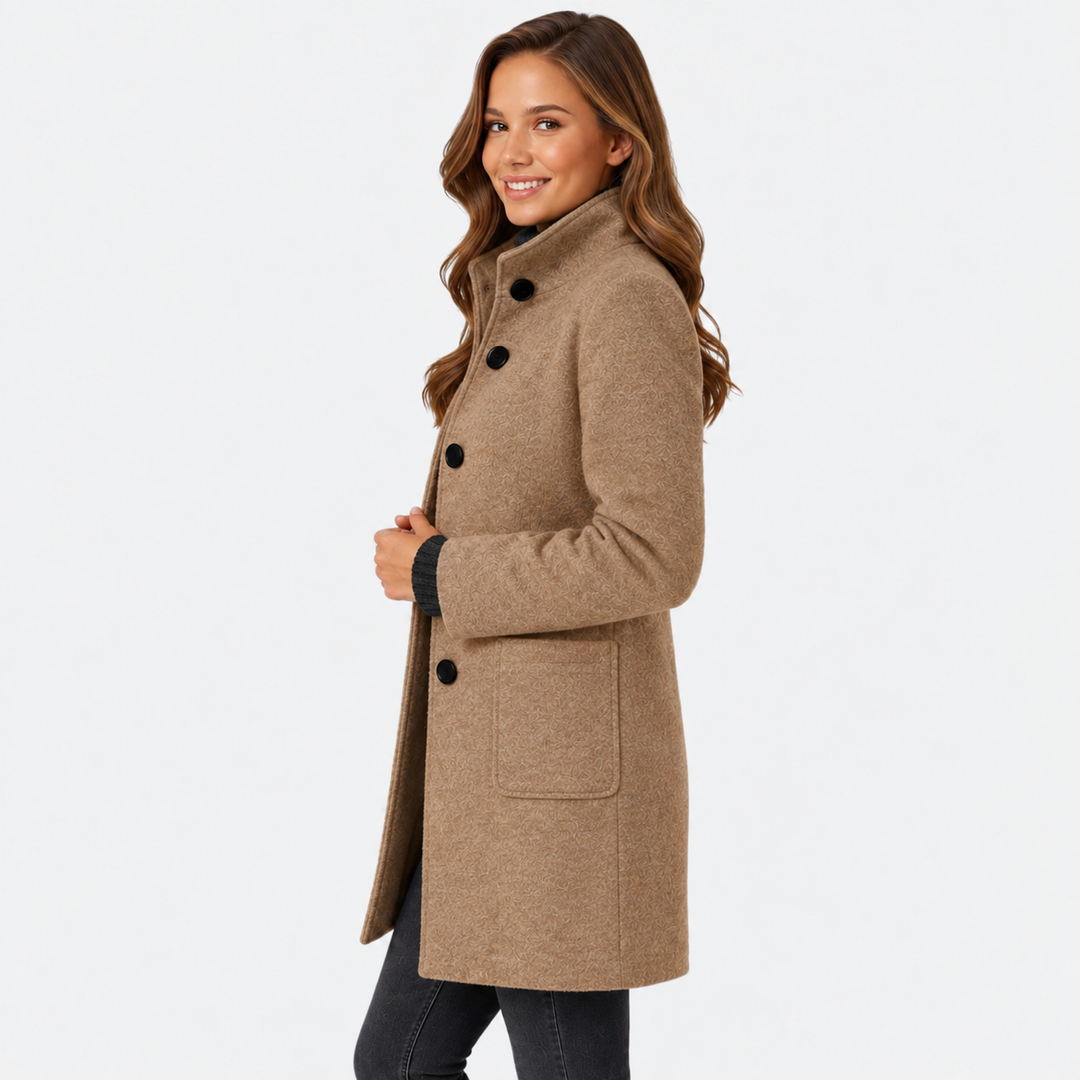 TIMELESS LONG WOOL-BLEND COAT WITH STRUCTURED COLLAR AND BUTTON CLOSURE