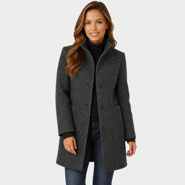 TIMELESS LONG WOOL-BLEND COAT WITH STRUCTURED COLLAR AND BUTTON CLOSURE