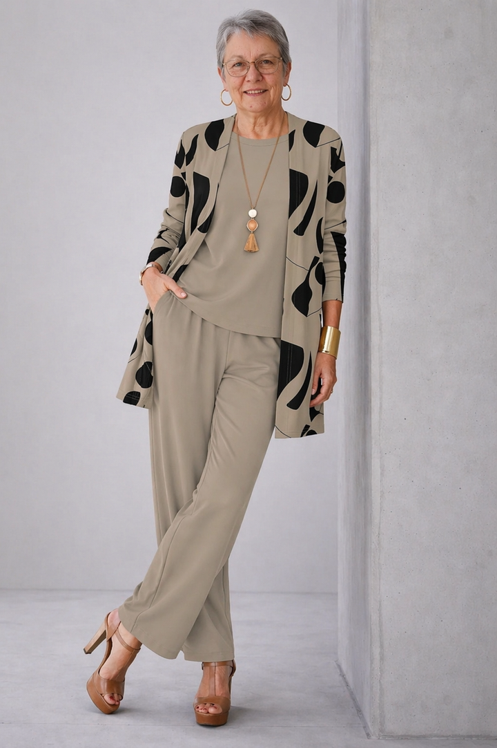 THREE-PIECE ABSTRACT PATTERN SET FOR WOMEN
