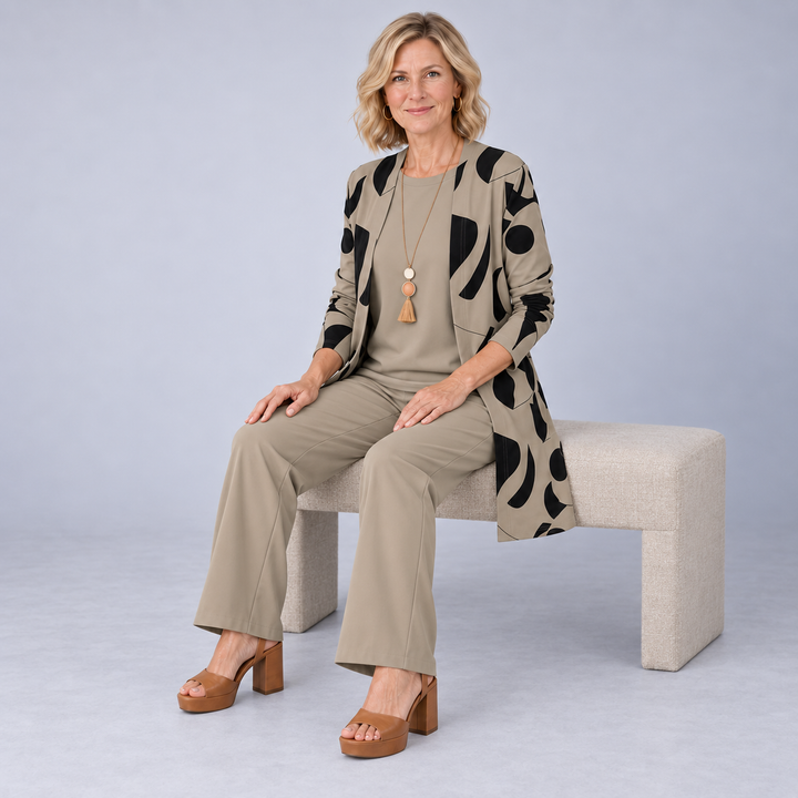 THREE-PIECE ABSTRACT PATTERN SET FOR WOMEN