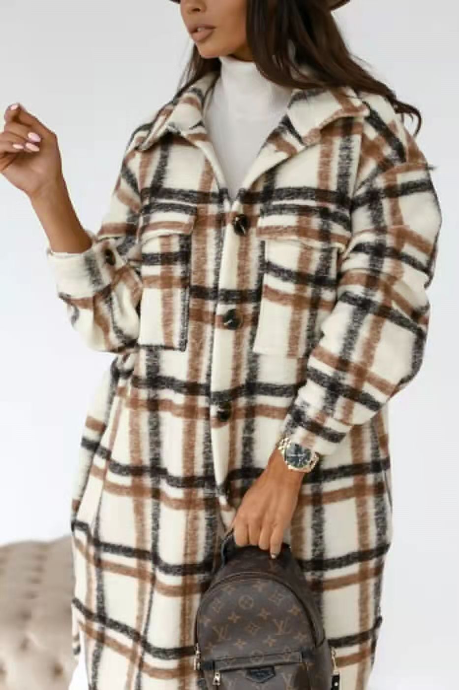 Oversized Plaid Shacket with Chest Pockets and Button Front