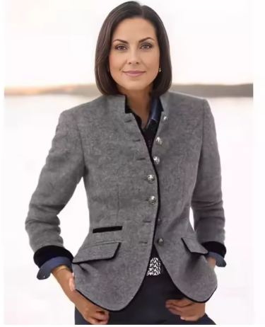 WOMEN’S ELEGANT TAILORED JACKET WITH STAND COLLAR