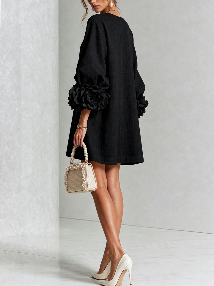 ELEGANT WOMEN'S SLEEVELESS DRESS