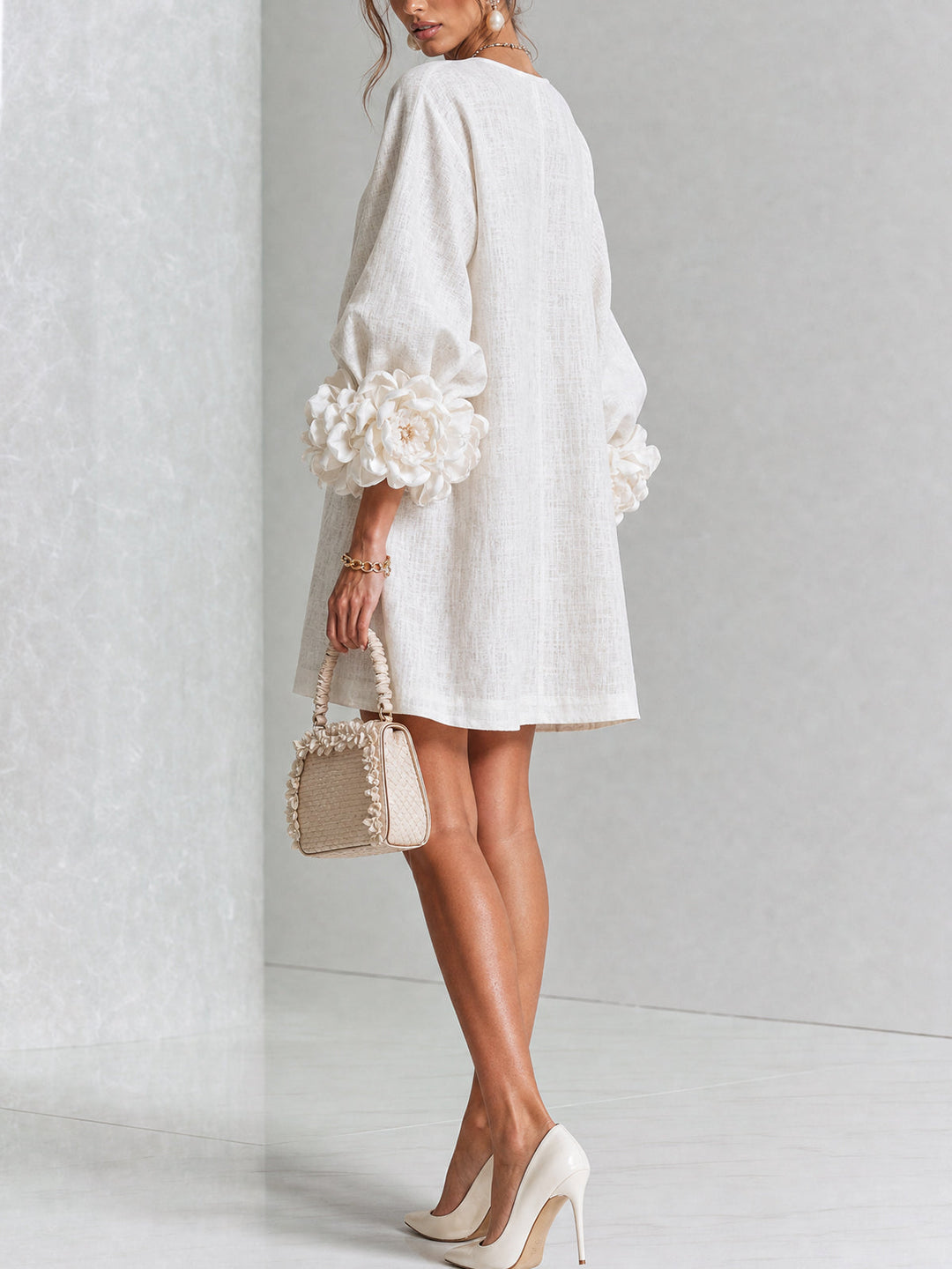 ELEGANT WOMEN'S SLEEVELESS DRESS